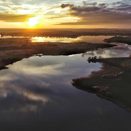 Jak Tu Ladnie - Osada I Siedlisko Mikołajki Buitenkant foto